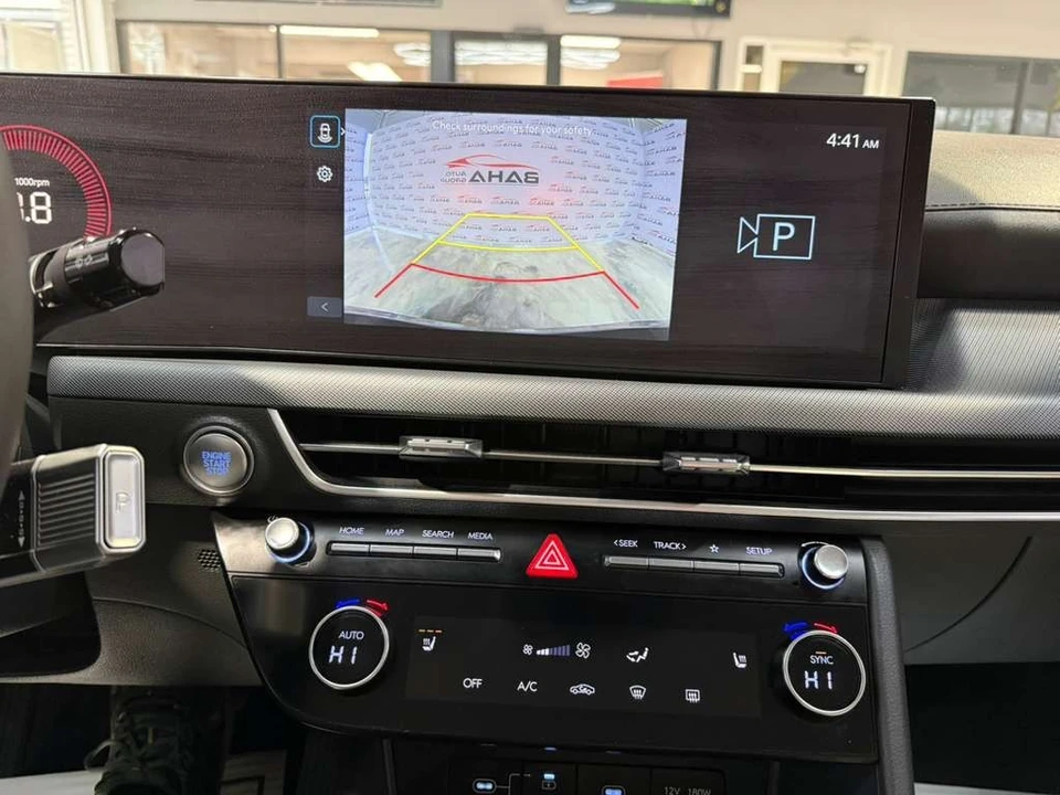 2025 Hyundai Sonata - Image 17 of 21