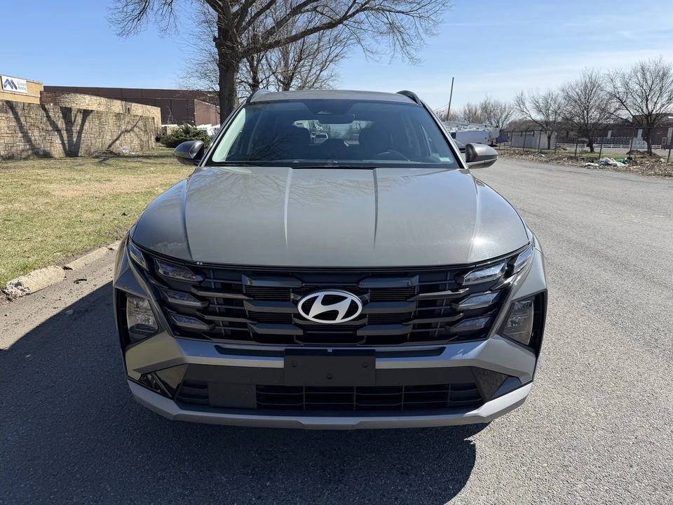 2025 Hyundai Tucson - Image 8 of 21