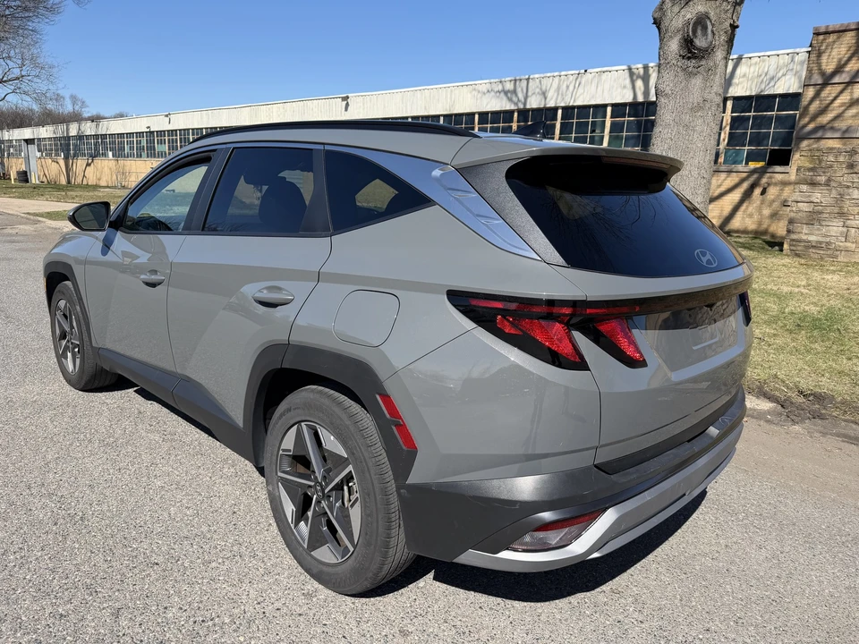 2025 Hyundai Tucson - Image 11 of 21