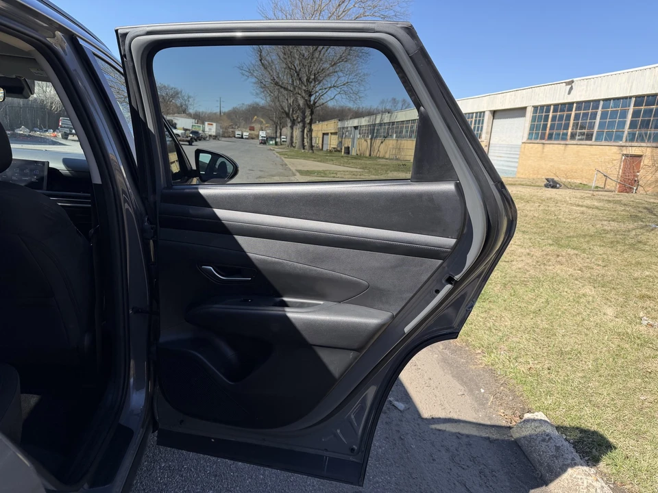 2025 Hyundai Tucson - Image 19 of 21