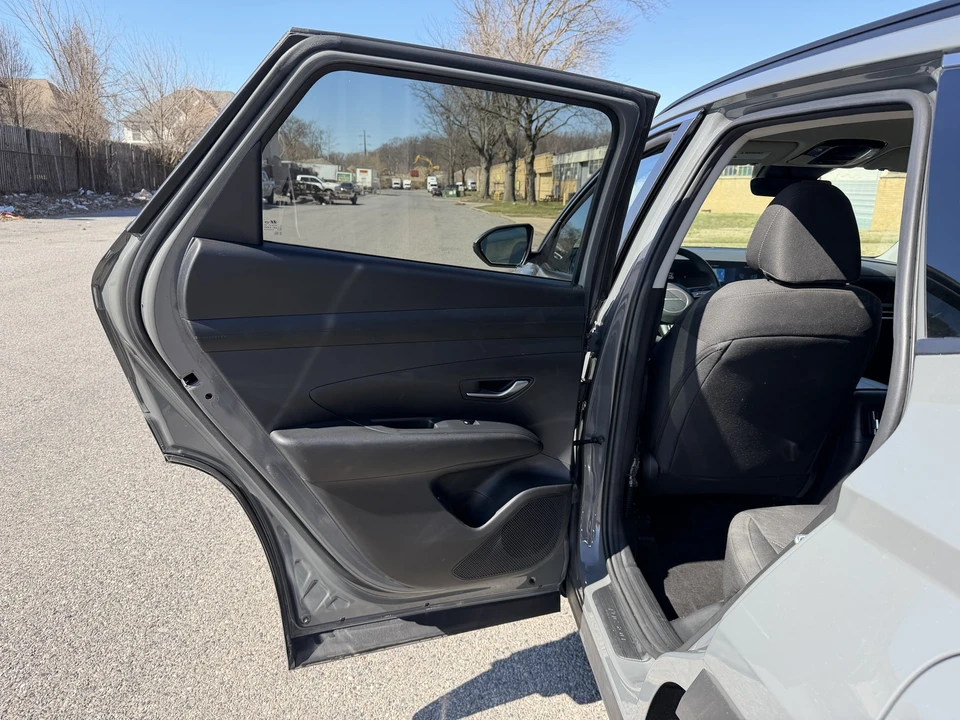 2025 Hyundai Tucson - Image 17 of 21