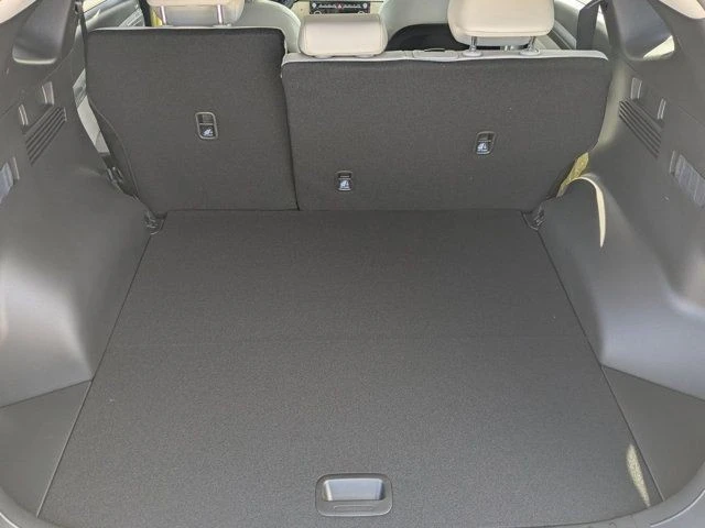 2025 Hyundai Tucson - Image 16 of 21