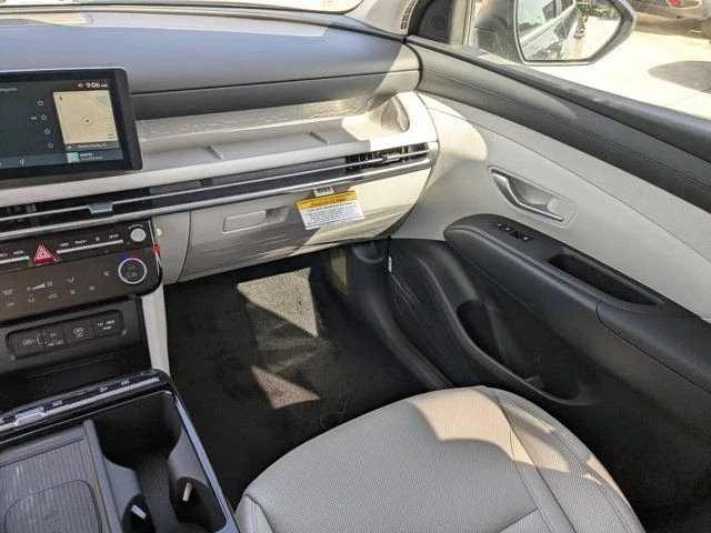 2025 Hyundai Tucson - Image 12 of 21