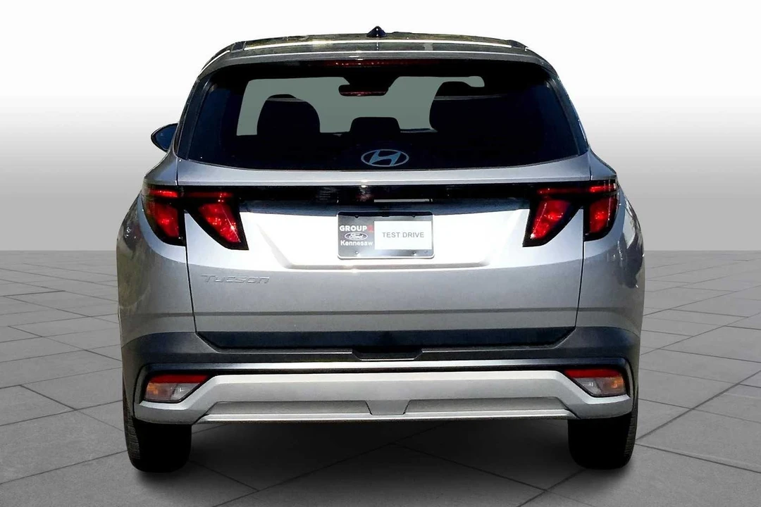 2025 Hyundai Tucson - Image 7 of 12