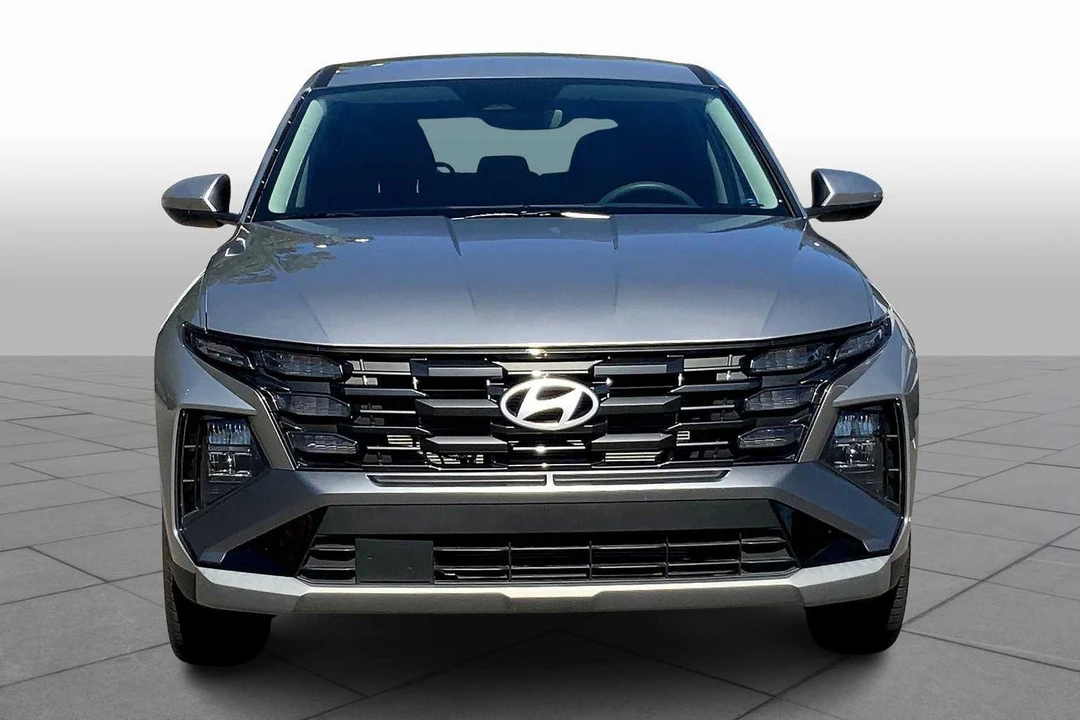 2025 Hyundai Tucson - Image 5 of 12