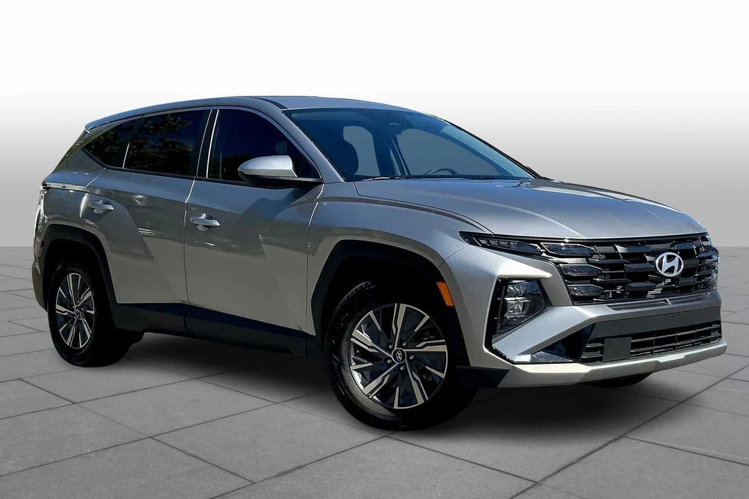 2025 Hyundai Tucson - Image 3 of 12