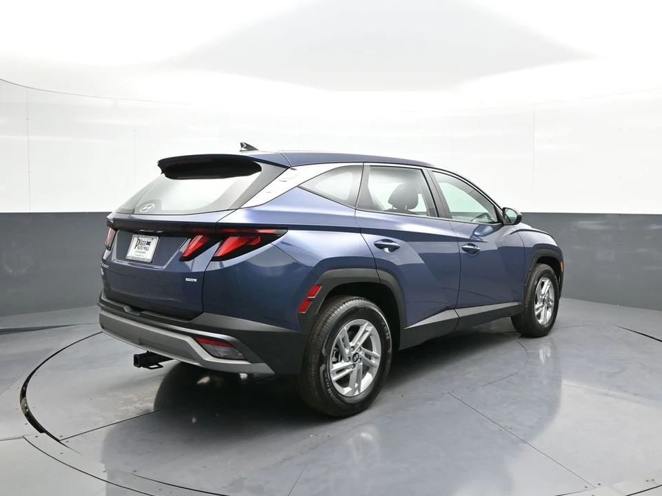 2025 Hyundai Tucson - Image 6 of 12
