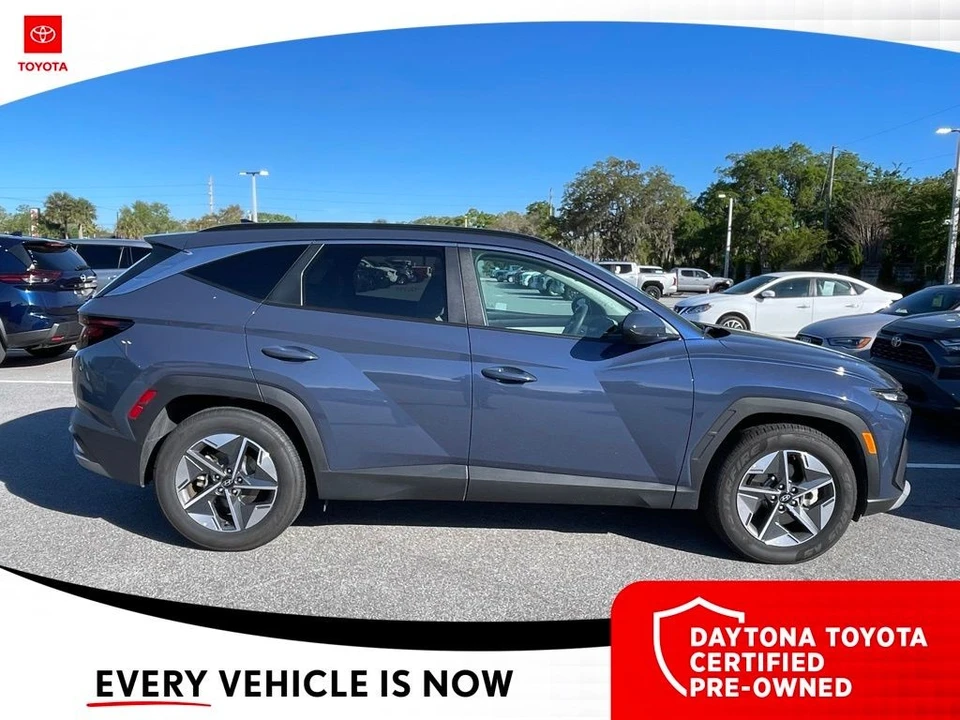 2025 Hyundai Tucson - Image 2 of 10
