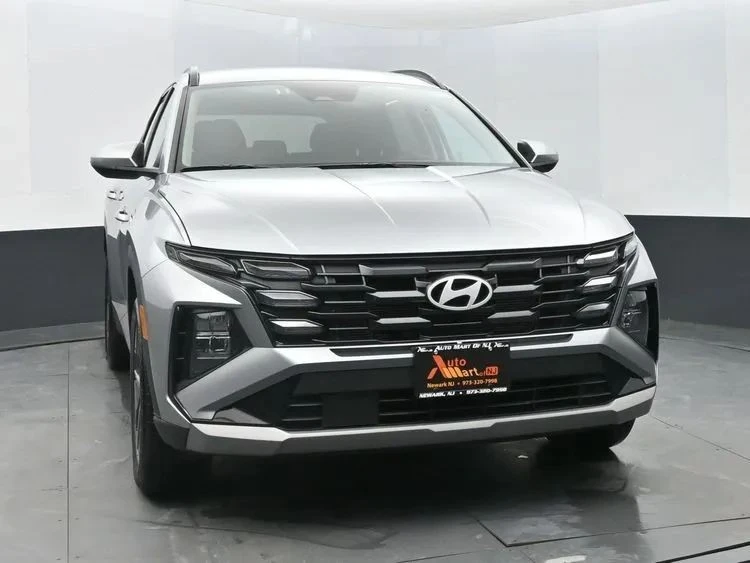 2025 Hyundai Tucson - Image 3 of 12