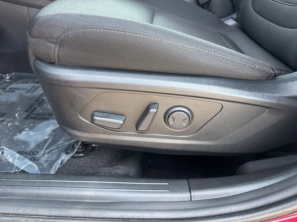 2025 Hyundai Tucson - Image 10 of 21