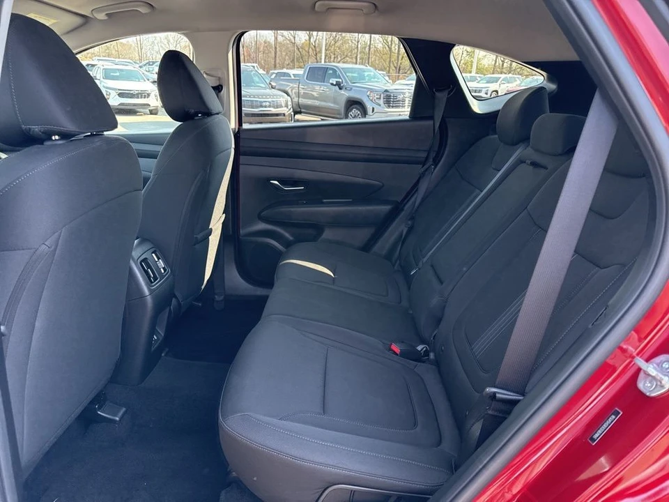 2025 Hyundai Tucson - Image 11 of 21