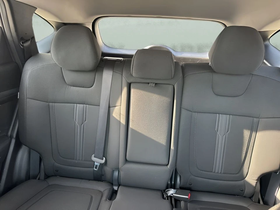 2025 Hyundai Tucson - Image 11 of 12