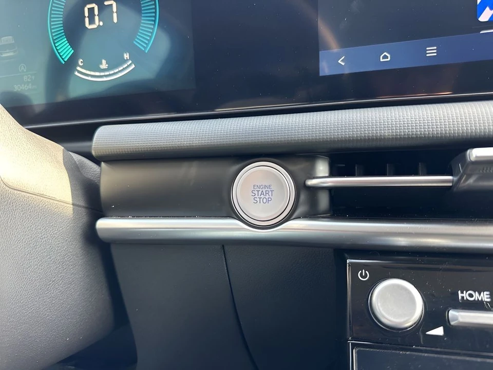 2025 Hyundai Tucson - Image 18 of 21