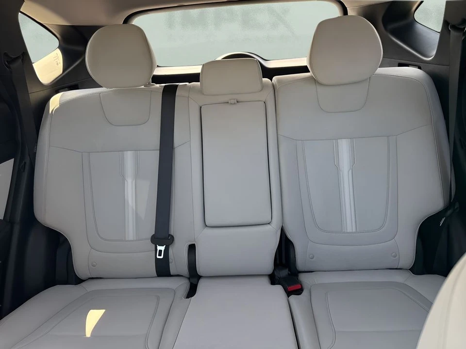 2025 Hyundai Tucson - Image 11 of 21