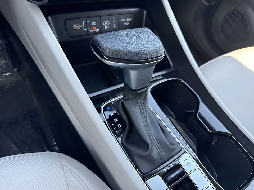 2025 Hyundai Tucson - Image 16 of 21
