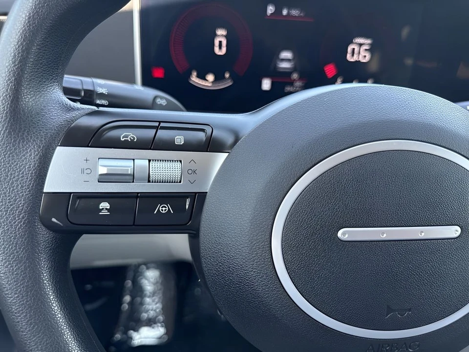 2025 Hyundai Tucson - Image 14 of 21