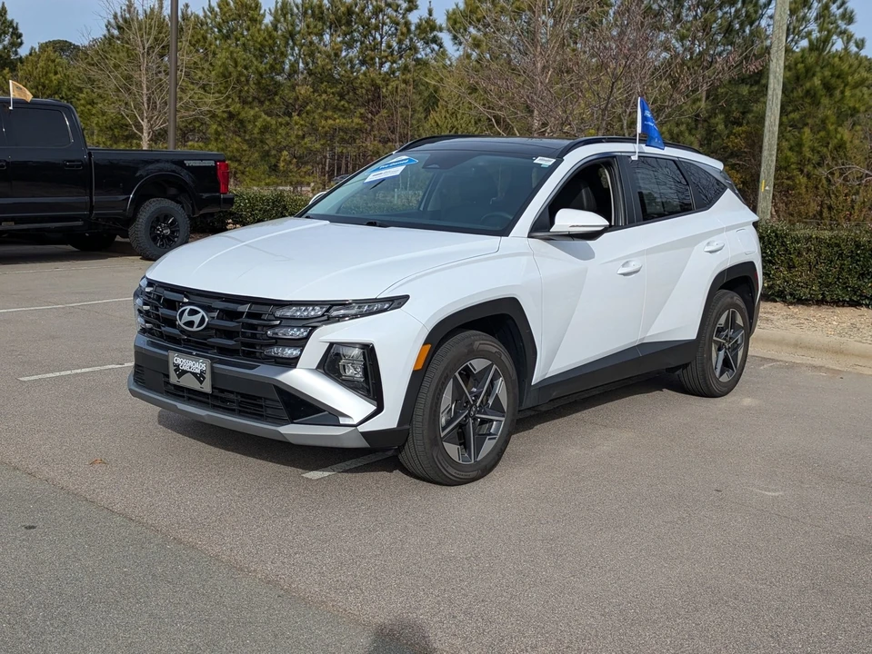 2025 Hyundai Tucson - Image 8 of 12