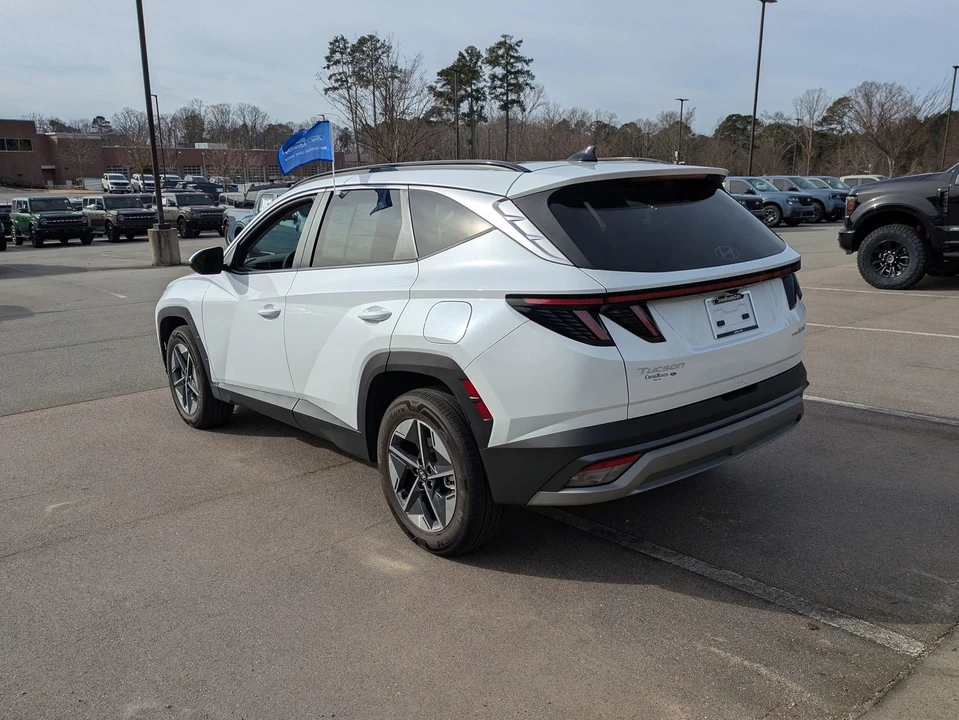 2025 Hyundai Tucson - Image 6 of 12
