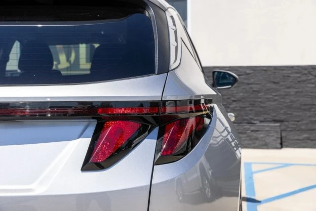 2025 Hyundai Tucson - Image 13 of 21