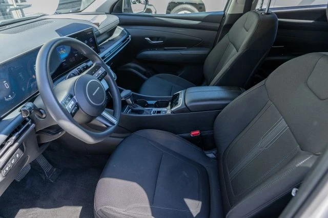 2025 Hyundai Tucson - Image 20 of 21