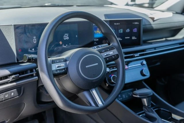 2025 Hyundai Tucson - Image 19 of 21