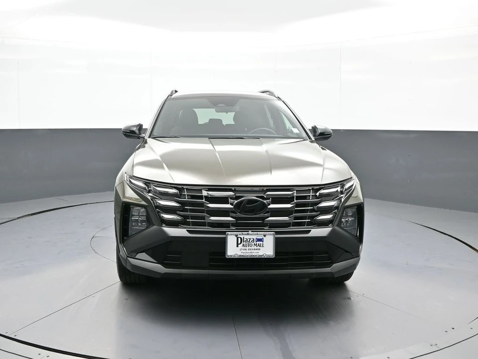 2025 Hyundai Tucson - Image 2 of 21