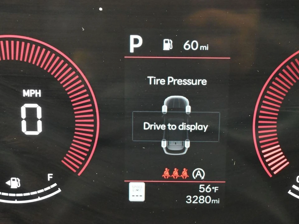 2025 Hyundai Tucson - Image 16 of 21