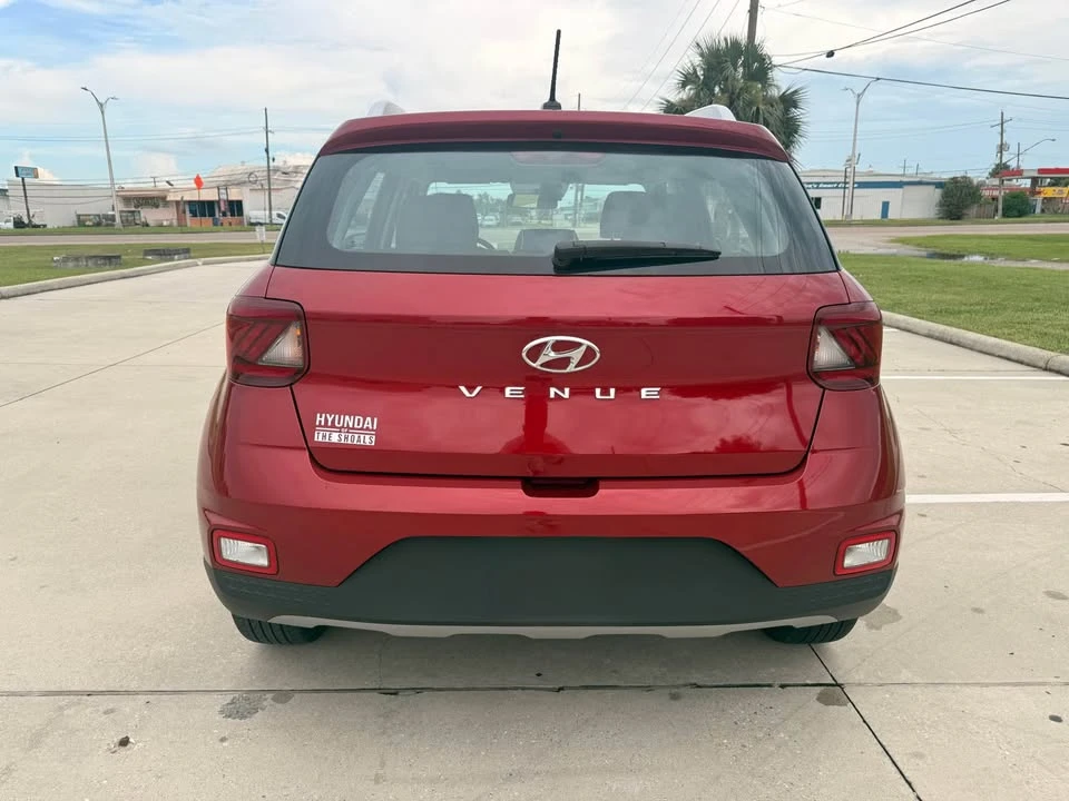 2025 Hyundai Venue - Image 4 of 20