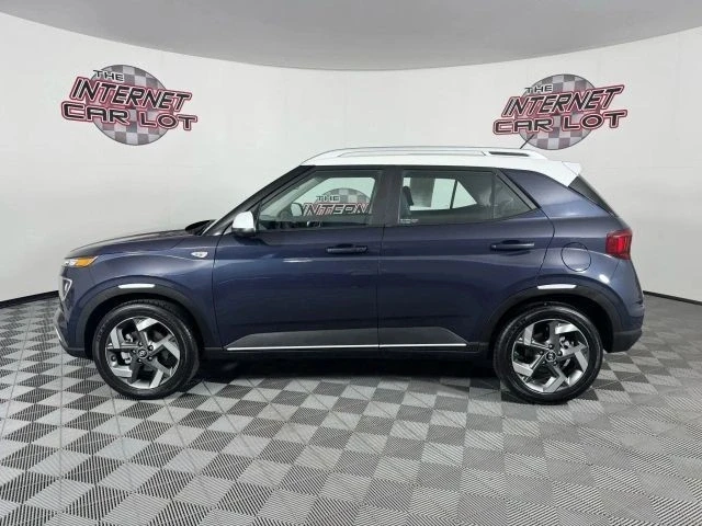2025 Hyundai Venue - Image 4 of 12