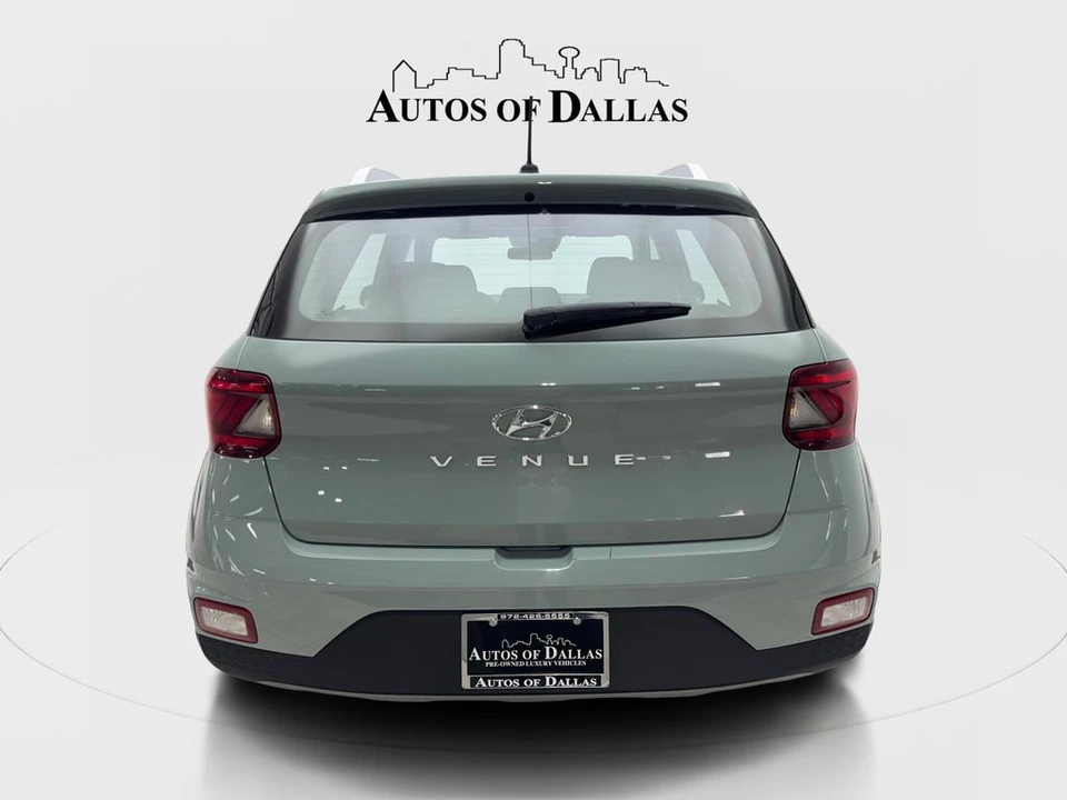 2025 Hyundai Venue - Image 7 of 21