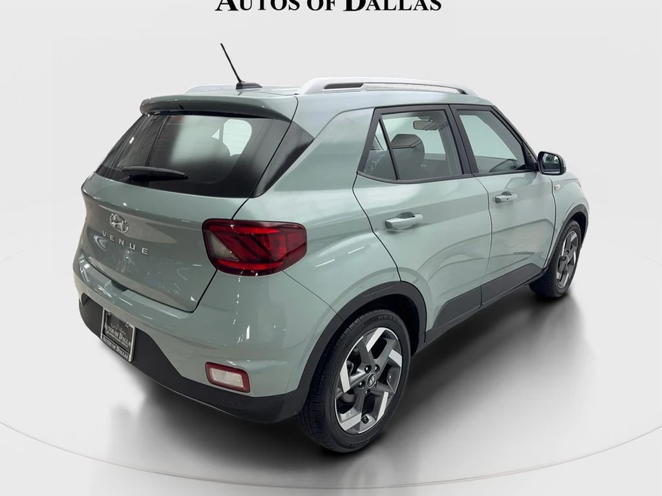 2025 Hyundai Venue - Image 6 of 21