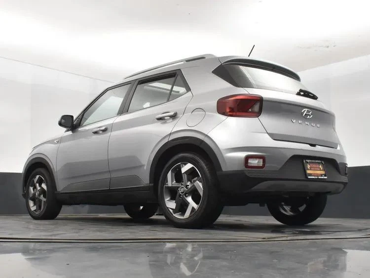 2025 Hyundai Venue - Image 12 of 12