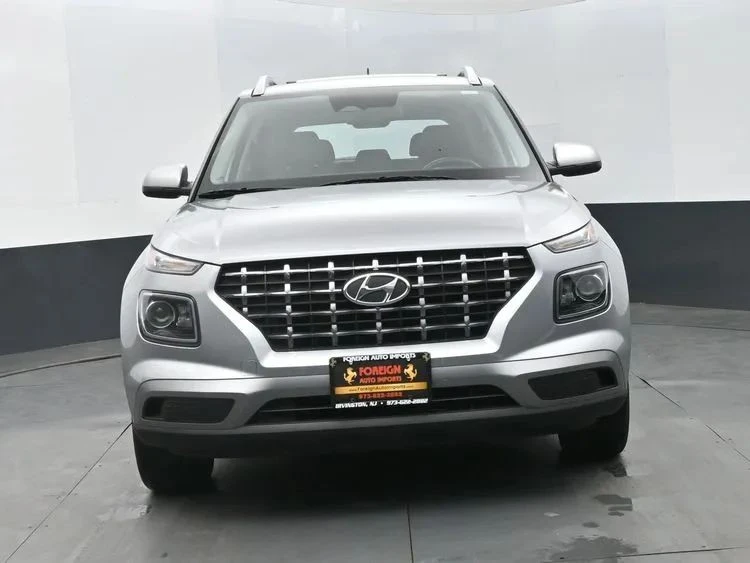 2025 Hyundai Venue - Image 3 of 12