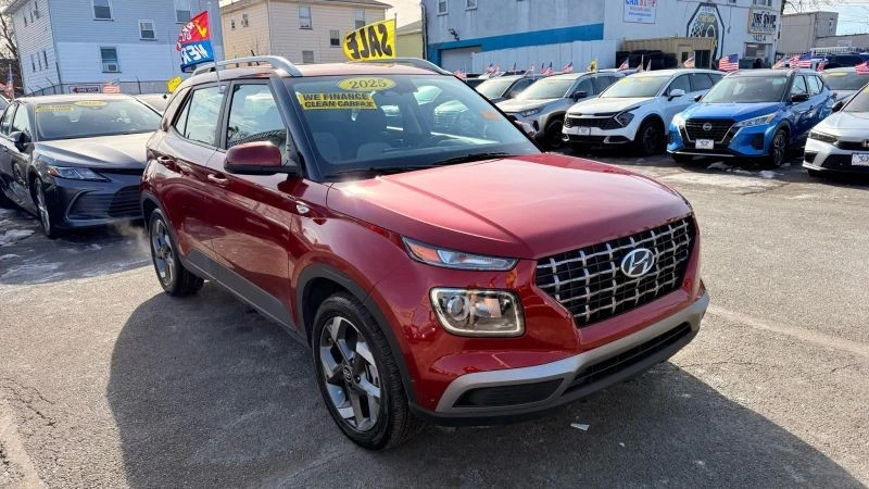 2025 Hyundai Venue - Image 2 of 12