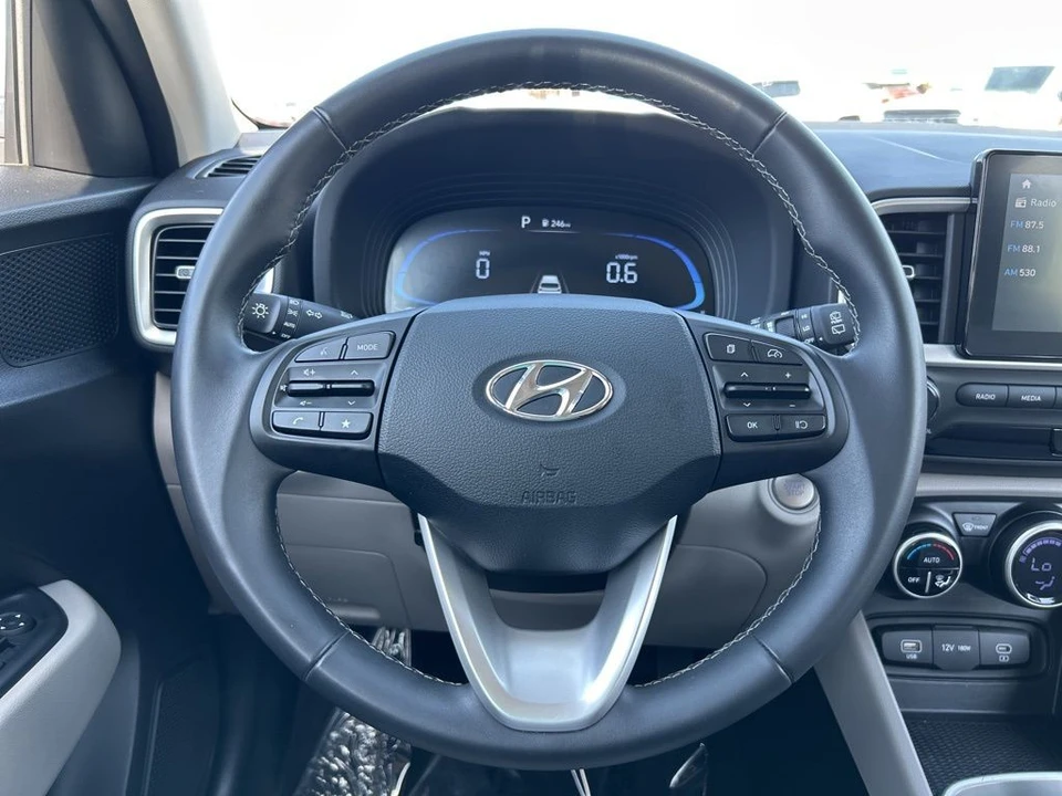 2025 Hyundai Venue - Image 13 of 21
