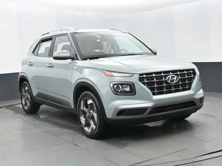 2025 Hyundai Venue - Image 2 of 12
