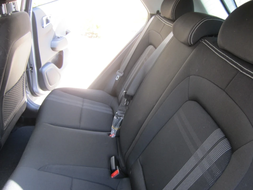 2025 Hyundai Venue - Image 12 of 21