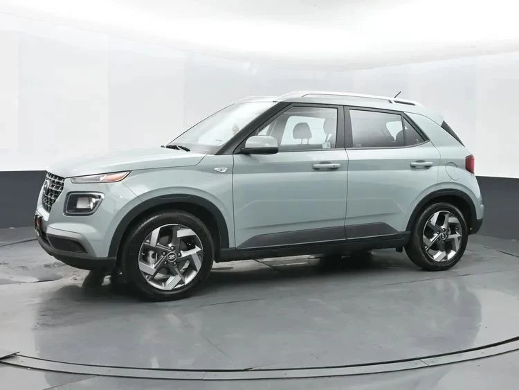 2025 Hyundai Venue - Image 2 of 12