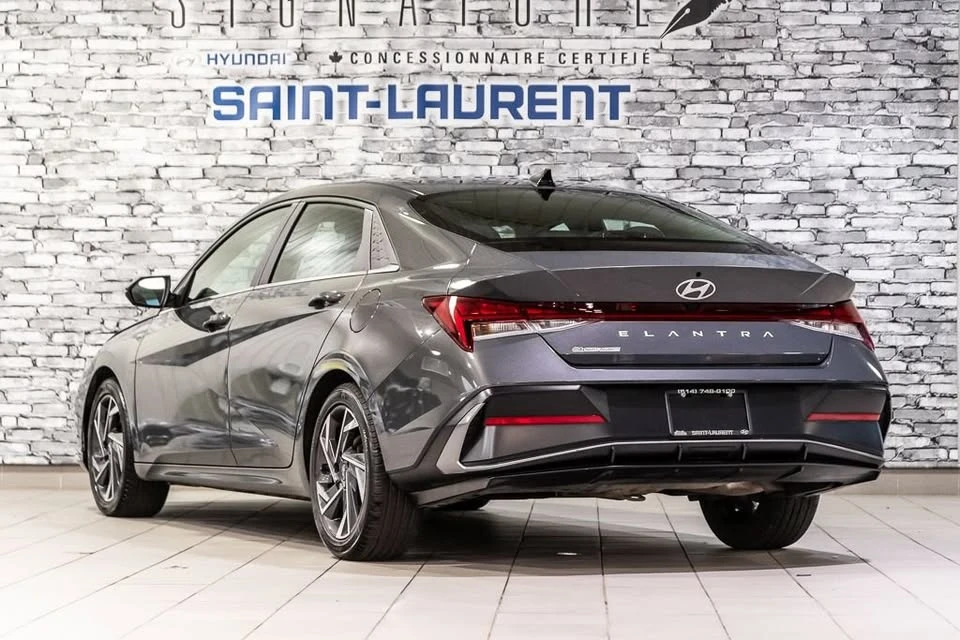 2025 Hyundai Elantra - Image 10 of 20