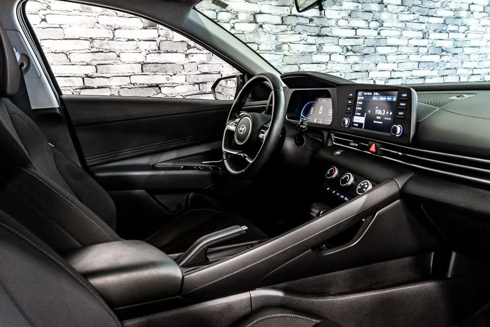 2025 Hyundai Elantra - Image 20 of 20