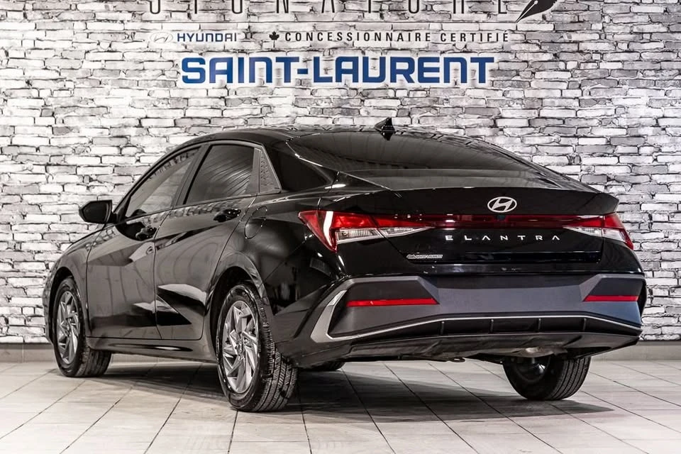 2025 Hyundai Elantra - Image 11 of 20