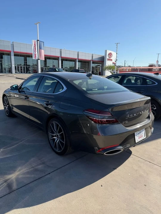 2025 Hyundai Genesis - Image 4 of 5