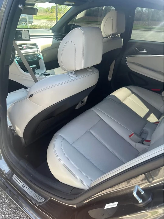2025 Hyundai Genesis - Image 13 of 14