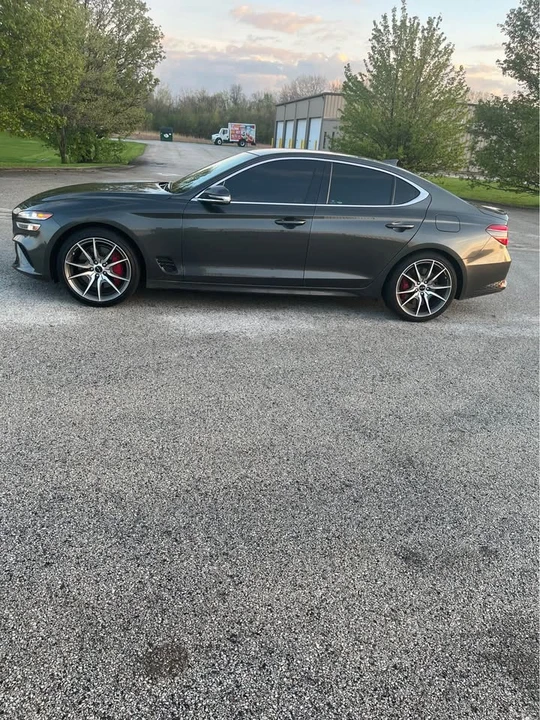 2025 Hyundai Genesis - Image 5 of 14