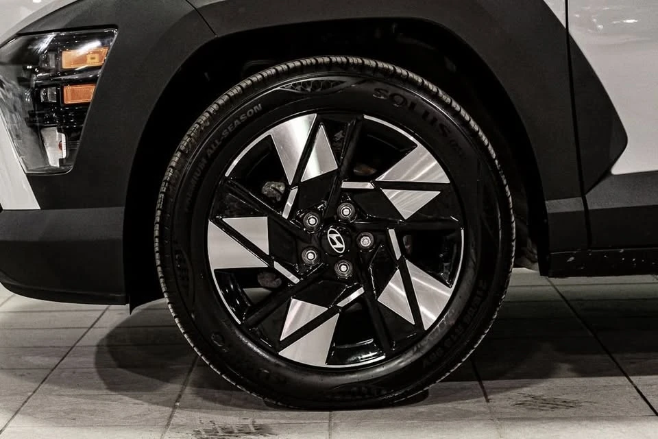 2025 Hyundai Kona - Image 3 of 18