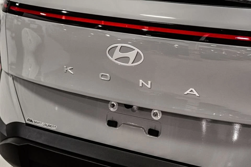 2025 Hyundai Kona - Image 15 of 20
