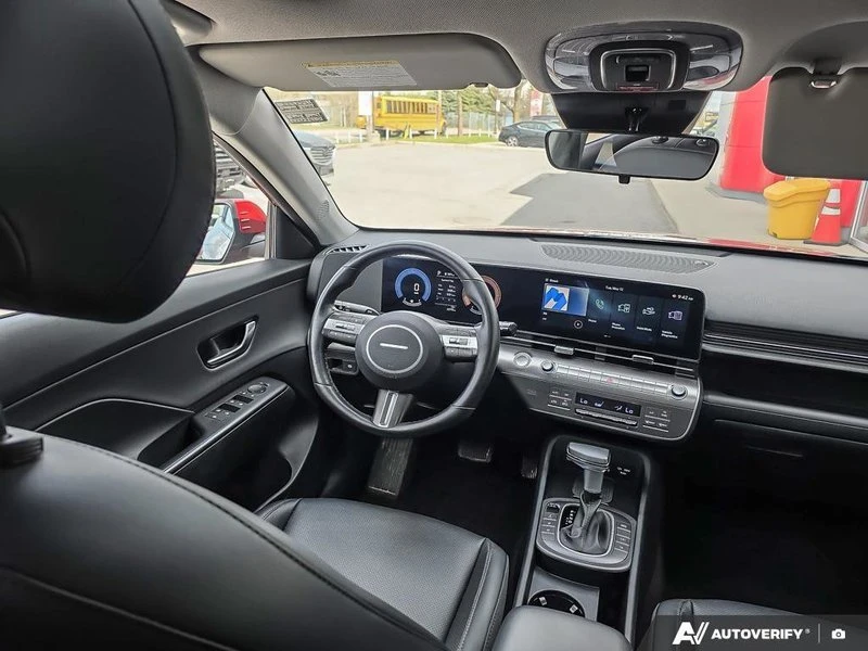 2025 Hyundai Kona - Image 17 of 20