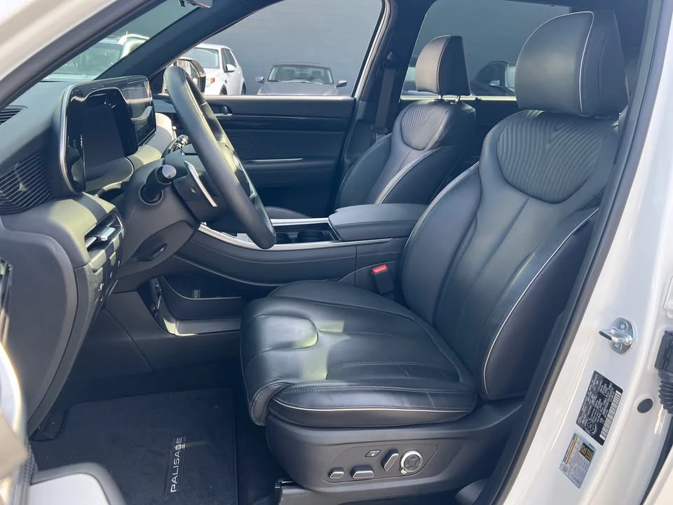 2025 Hyundai Palisade - Image 13 of 20