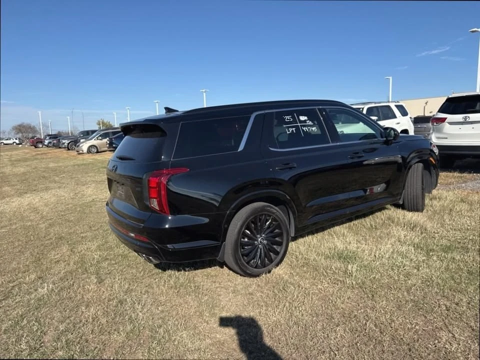 2025 Hyundai Palisade - Image 5 of 10