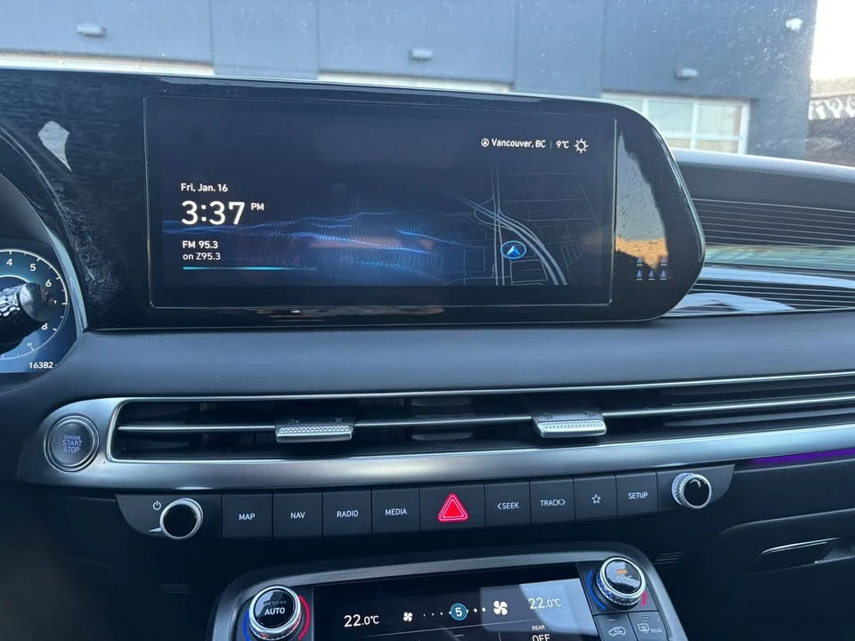 2025 Hyundai Palisade - Image 15 of 19